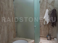 RAIDSTONE - Облицовка пола и стен ванной мрамором Дайно реале