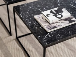 Журнальный столик из мрамора Nero Marquina
