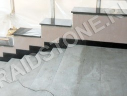 Ступени из гранита Сезам Блэк (G654)