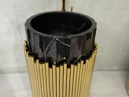 Напольная раковина из мрамора (черная с золотым)