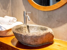 Раковина под камень