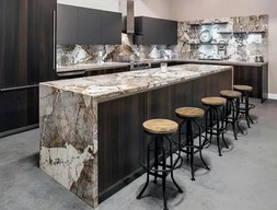 Барная стойка из кварцита Патагони