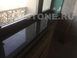 Подоконник из гранита Brown antique
